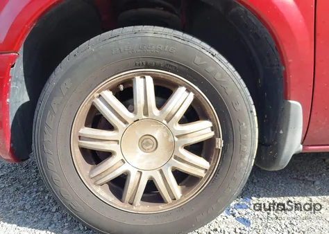 2006 Chrysler Town & Country Touring from USA, damaged, VIN 2A4GP54L06R859108